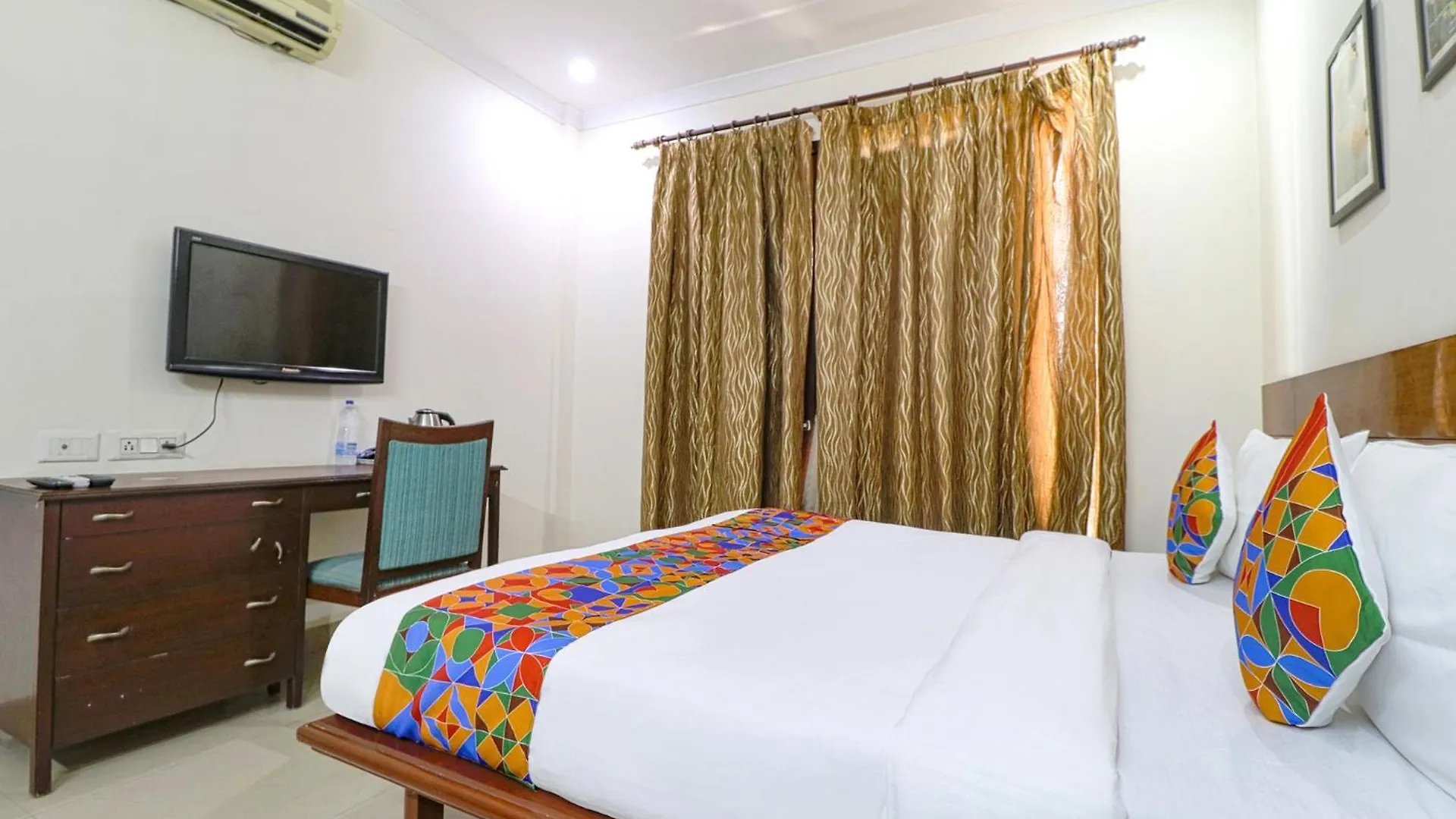 Fabhotel Tipssy Inn 020 구르가온